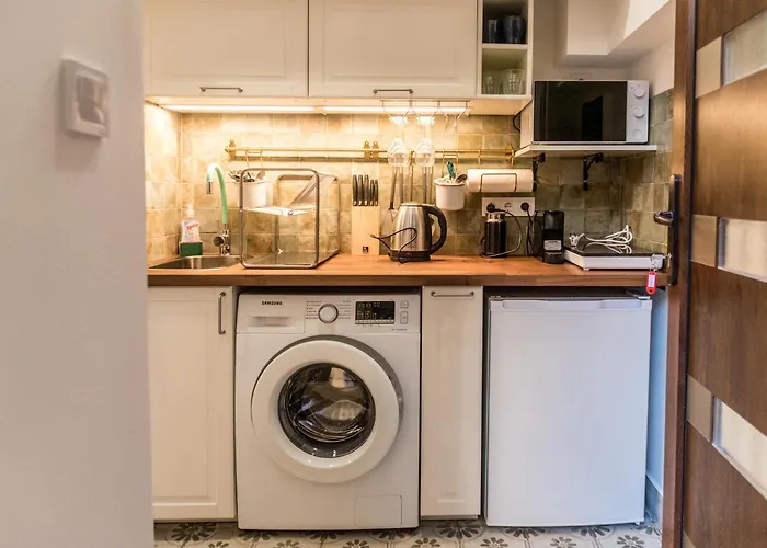 Amazing Kazinczy Flat No. 1 Budapest