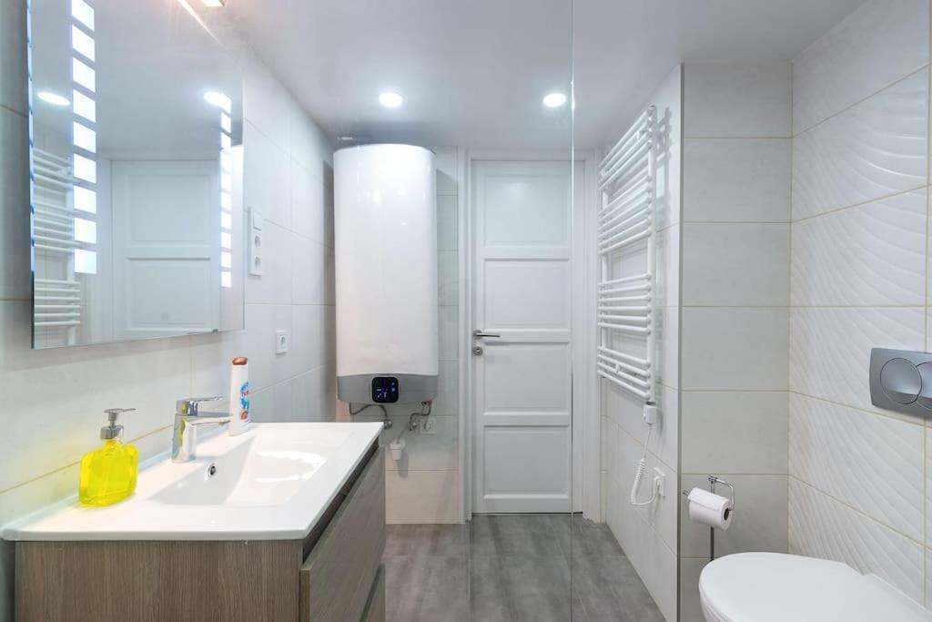 Amazing Kazinczy Flat No. 1